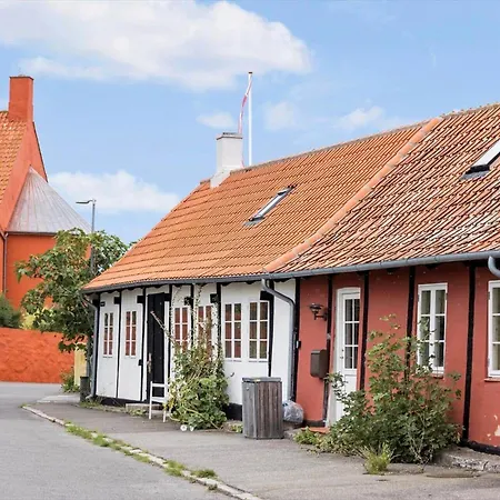 5581-Svaneke-Kirkevangen-3-½ 3* Svaneke